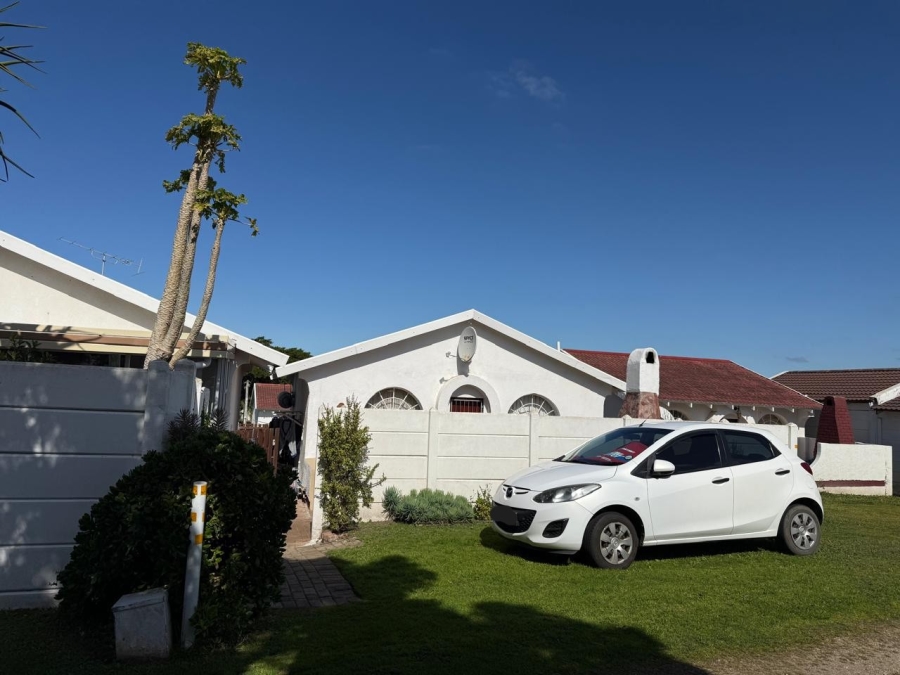 2 Bedroom Property for Sale in Aston Bay Eastern Cape